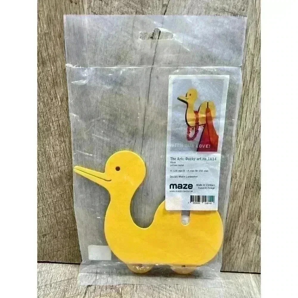 Metal Duck Wall Hook Maze Yellow Rubber Ducky Kids Decor Container Store NEW